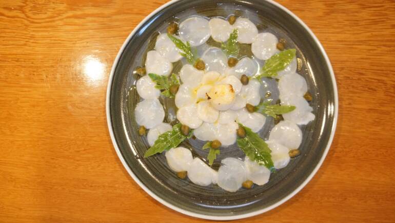 Carpaccio de conchas de abanico